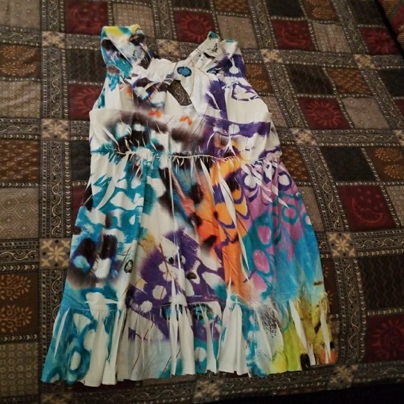 Top - Picture 2 of 2